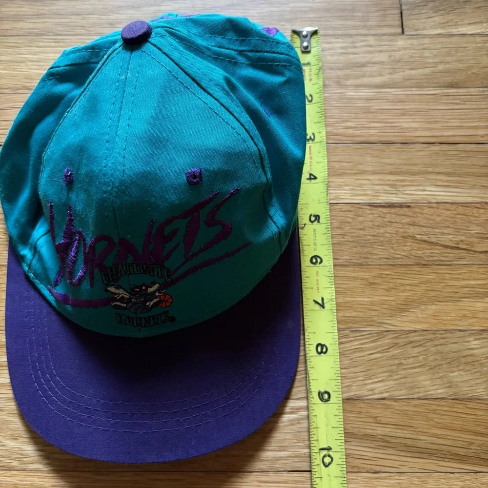 Vintage‎ Charlotte Hornets Official NBA Basketball Snapback Hat Cap Signed Kids